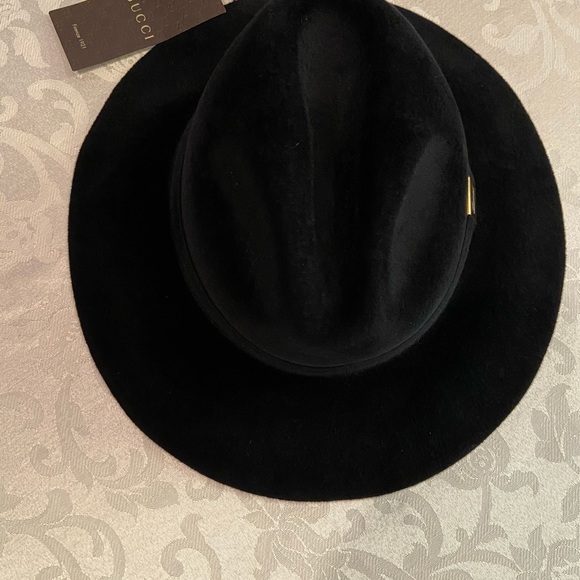 COPY - Gucci Rabbit Fur Hat - Picture 3 of 7